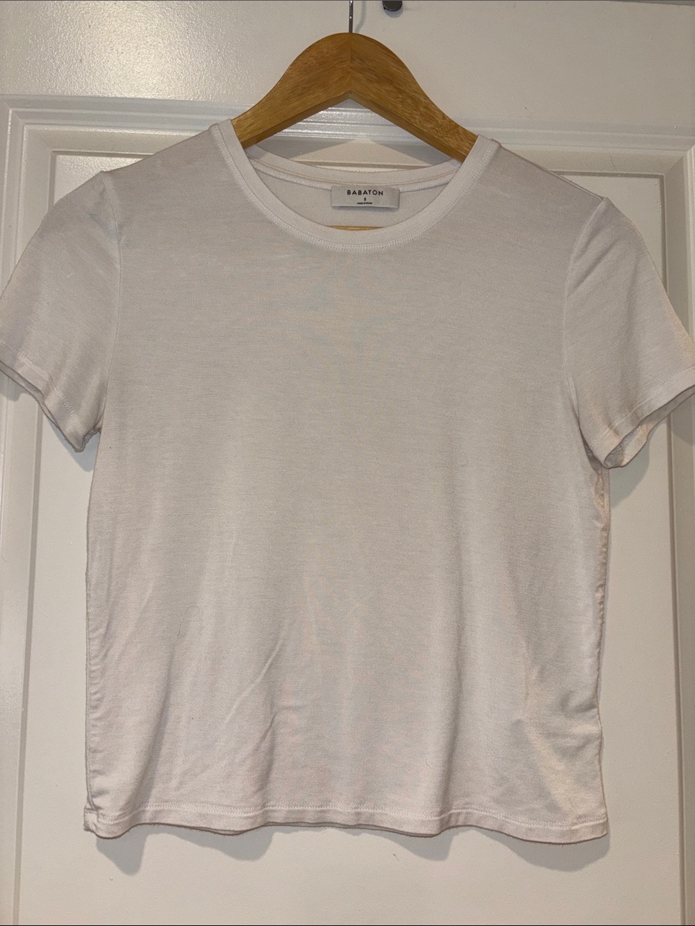 Babaton Short Sleeve Crew Tee - Pale Pink